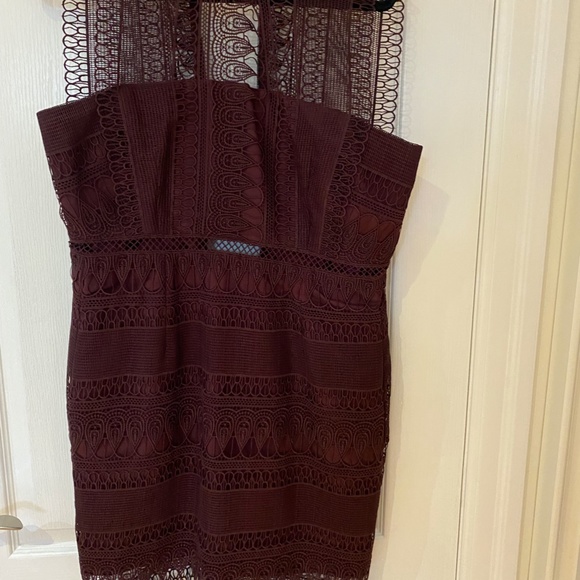 Bardot Lace Dress - Picture 2 of 9